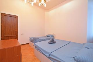 Tumanyan Guesthouses - 8