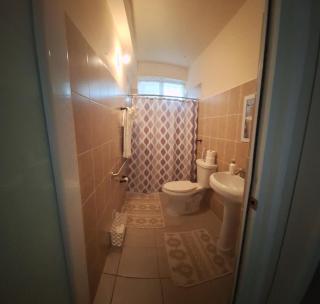 Spacious and welcoming place - 9