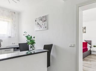 Prime Host Charme Apartment - 5