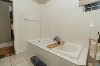 Crown Oak - 9