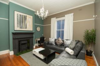 Crown Oak - 6