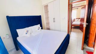 3 bedroom house buxton - 1