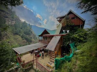 Laida Holiday Homestay-DBR Wooden Cottage - 6