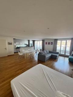 New Penthouse Loft with Rooftop Terrace 50sqm, Hot Tub, Open Kitchen Island, 2 BR, City Center - 6