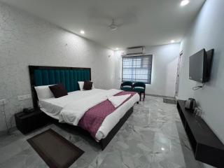 Hotel vijaya grand, patna - 1