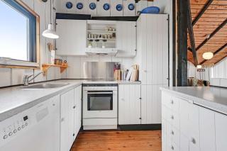 Cozy Partly Renovated Cabin Near Sea & Lake Sj208 - 8