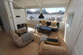 Nyrenoveret, Lækkert Feriehus I Vejlby Klit Sj197 - 2
