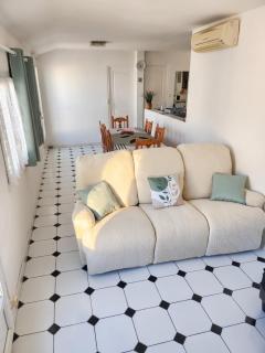Villa charmante à Meynes avec piscine privée - 1