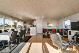 Træferiehus Beliggende 400M Fra Havet Sj494 - 5