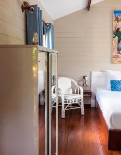Charming House in Albion with Shared Pool - 2