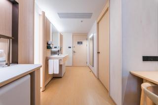 Ji Hotel Shanghai Pudong Airport Central District Free Shuttle Bus - 8
