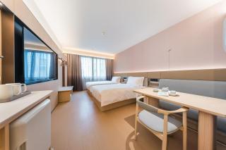 Ji Hotel Shanghai Pudong Airport Central District Free Shuttle Bus - 4