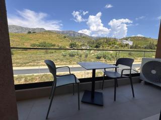 Hasani Beach Apartment - 9