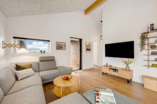 Newly Built Holiday Home With Jacuzzi Sj152 - 9