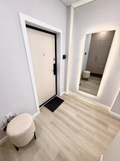 A comfortable apartment with designer upgrade - 5