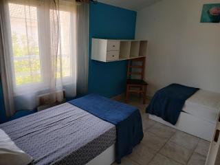 Villa climatisée 4-6 pers avec piscine, terrasse & jardin - 2 min plage - 5