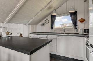 Holiday Home With Terrace And Dune View - Sj275 - 1