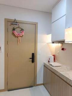Studio 1 giường King tại Sentosa view phố tầng cao ở Hải Phòng - 3