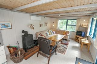 Cozy Holiday Home In A Private Forest Sj1121 - 8