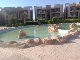 'Chalet with a Lagoon and Pool View in Blue Pay Assia 'Families Only - 7