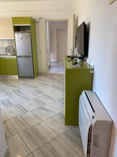 Lalzi Holiday Home 2 - 4