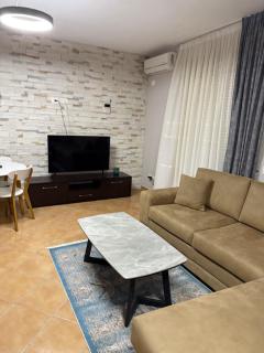 Dea Apartament Durrës, Golem - 7
