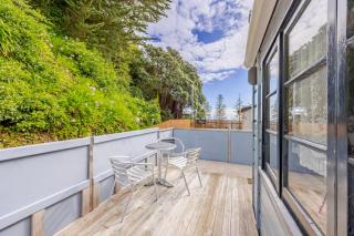 Art Deco Seaview Retreat - 5