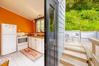 Art Deco Seaview Retreat - 4