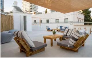 Uri's Boutique Rooftop - 9