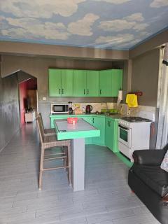 The Jungle Escape Apartment 02 - 4