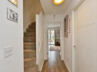 Modern Private Room with Free Parking near MK Hospital and Stadium MK - 6