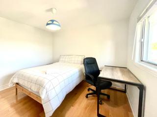Cozy Queen room with Shared Bath near Seneca Donmills Finch - 7