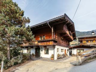 Beautiful Family Chalet in the heart of Inneralpbach - 0