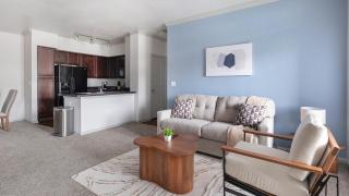 Landing Stylish 1BD Clubhouse Game Room - 9