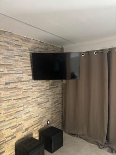BELLE APPARTEMENT STUDIEUX A 500m DU CENTRE VILLE - 4