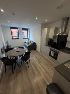 City Centre One Bedroom Apartment Liverpool - 4