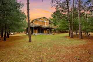 Hot Tub + Sauna + Game Room | Near Downtown Dells - 9