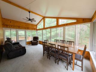 Hot Tub + Sauna + Game Room | Near Downtown Dells - 8