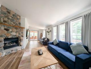 Hot Tub + Sauna + Game Room | Near Downtown Dells - 3