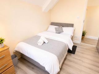 The Shed - Cosy 2-bed flat with free parking - Close to City Centre - 7