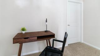 Landing Stylish 1BD Gym Game Room - Houston - 6