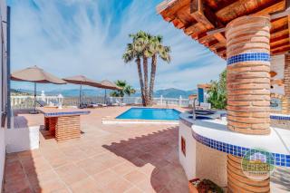 Villa Enya Private Villa with Pool & Scenic Views - 1