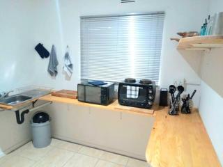 The Acacias Nook Bnb - 4