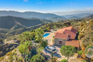 Casa Esta | Peaceful Villa Getaway in Sedella - 8