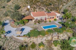Casa Esta | Peaceful Villa Getaway in Sedella - 4