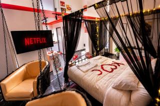 Romantic Nile Jacuzzi studio 1BD Al Zamalek self check-in modern couples - 6
