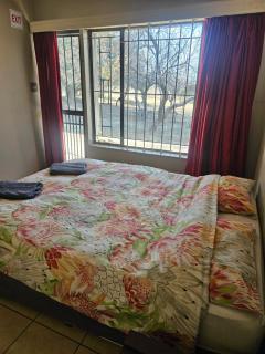 Tambuki Backpackers & Self-catering - Dinokeng - 1