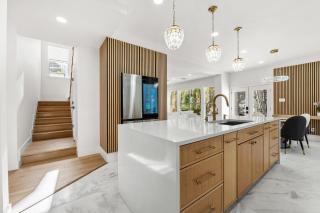 New Luxe 5BR 4BA Pool Villa in The Woodlands - 7