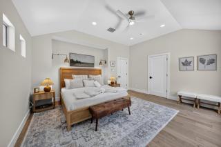 New Luxe 5BR 4BA Pool Villa in The Woodlands - 6