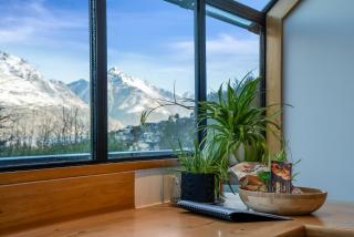 Elevated Outlook - Close to Town - Lake Views - 9